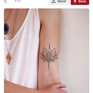 Meet your Posher, Elise